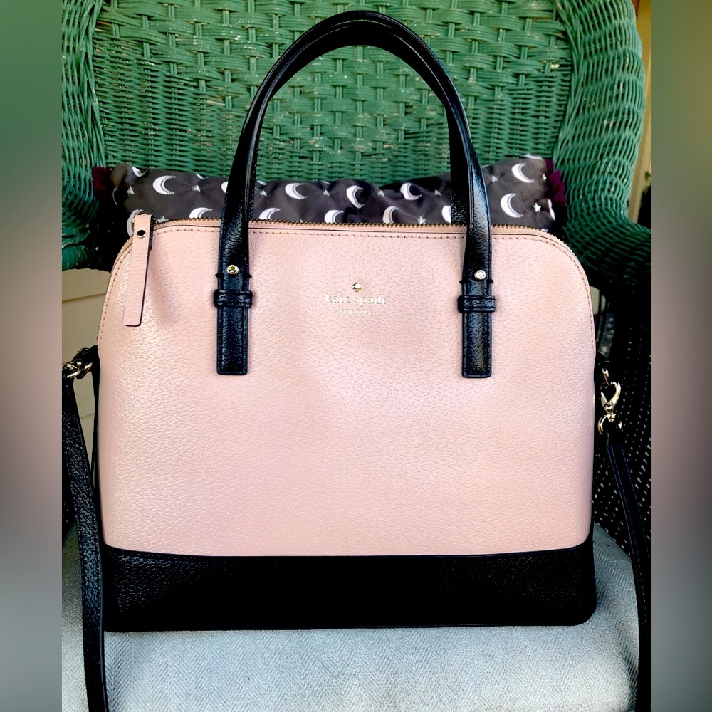 Kate Spade like new leather satchel purse!!